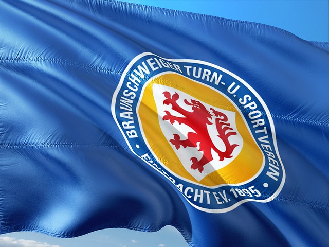 过于夸张 过于夸张